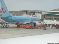 Hapag 737 aus  Condor D-ABOL
